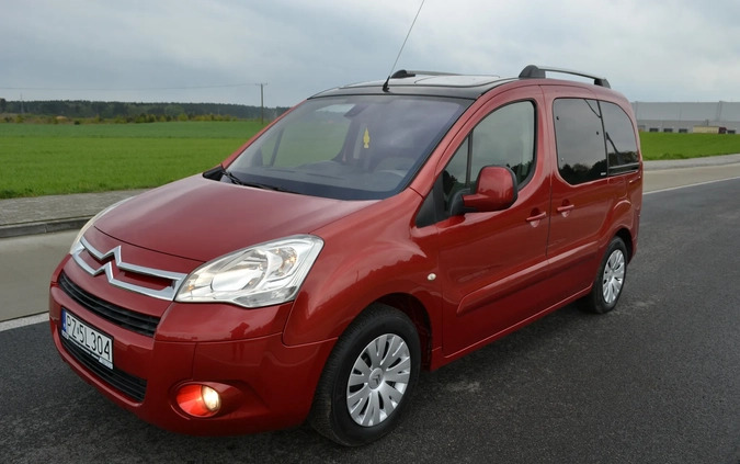 Citroen Berlingo cena 26900 przebieg: 282000, rok produkcji 2010 z Mosina małe 326